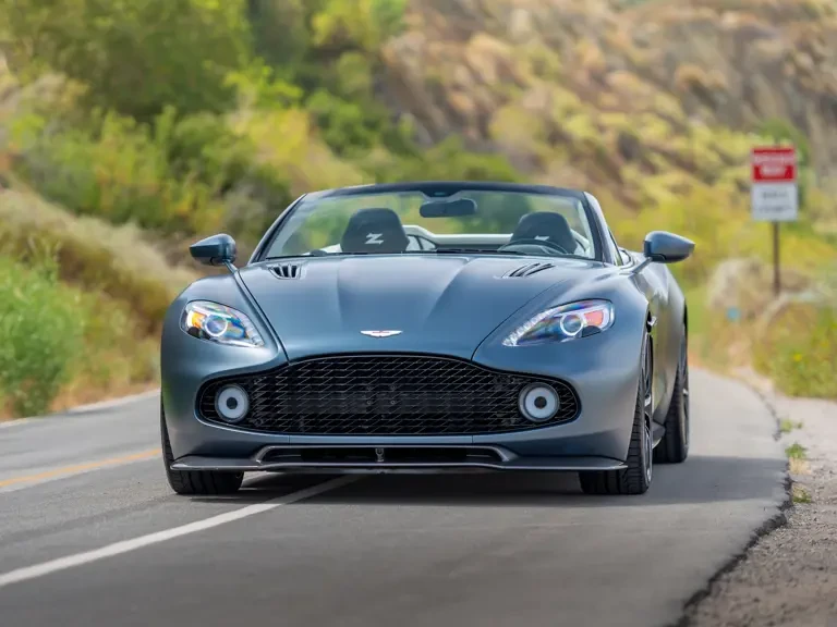 2018 Aston Martin Vanquish 2nd Gen - Image 25 of 31