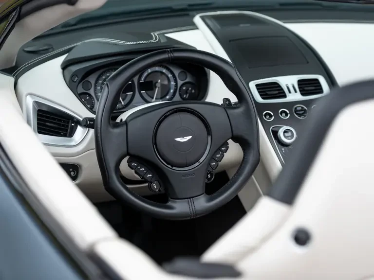 2018 Aston Martin Vanquish 2nd Gen - Image 11 of 31