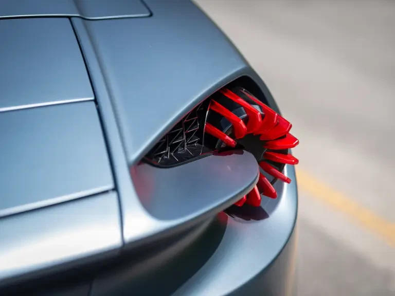 2018 Aston Martin Vanquish 2nd Gen - Image 28 of 31