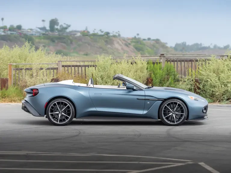 2018 Aston Martin Vanquish 2nd Gen - Image 5 of 31