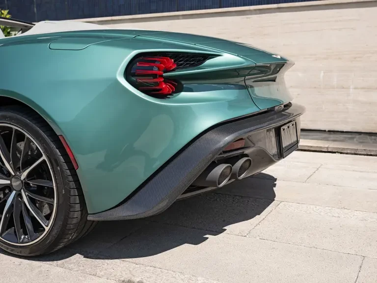 2018 Aston Martin Vanquish Zagato - Image 28 of 31