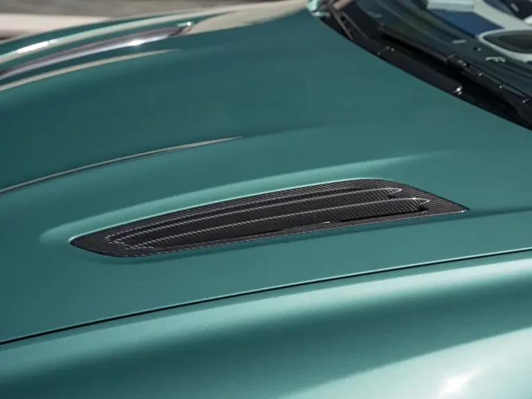 2018 Aston Martin Vanquish Zagato - Image 14 of 31