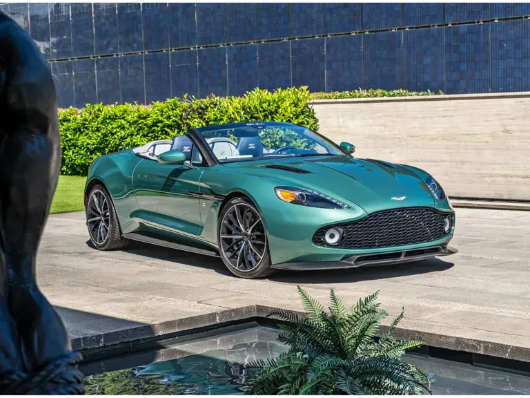 2018 Aston Martin Vanquish Zagato - Image 2 of 31