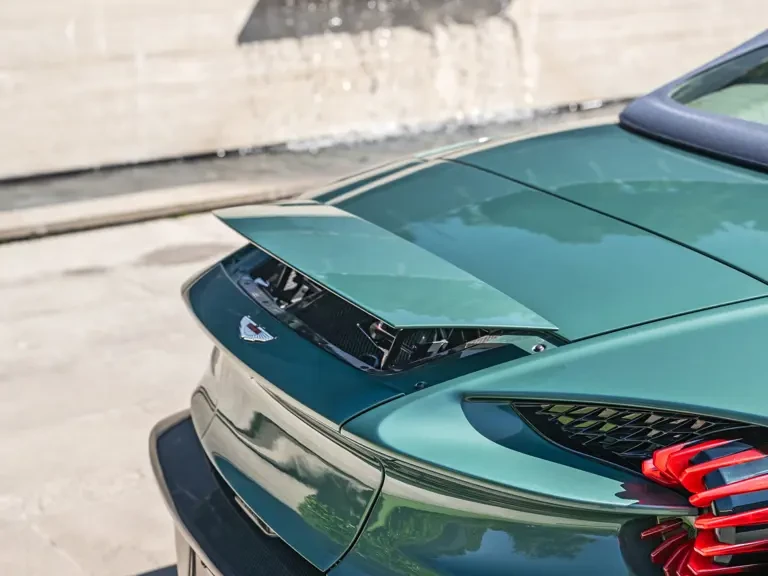 2018 Aston Martin Vanquish Zagato - Image 21 of 31
