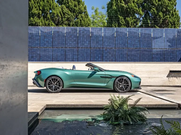 2018 Aston Martin Vanquish Zagato - Image 6 of 31