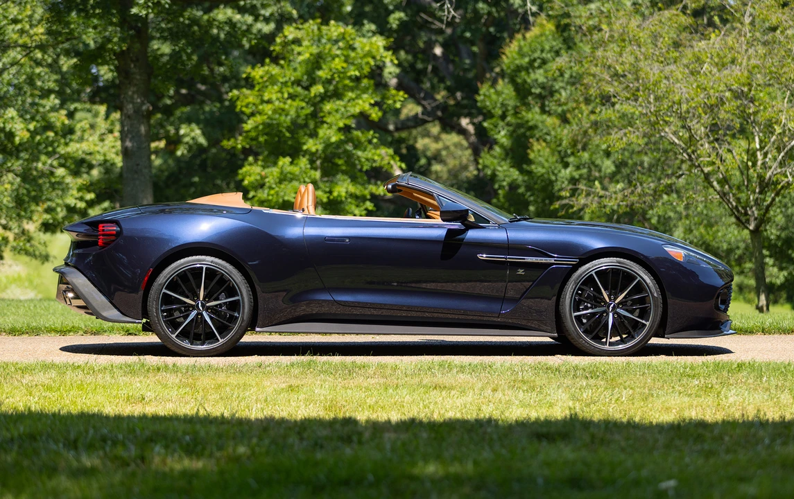 2018 Aston Martin Vanquish 2nd Gen - Image 2 of 31