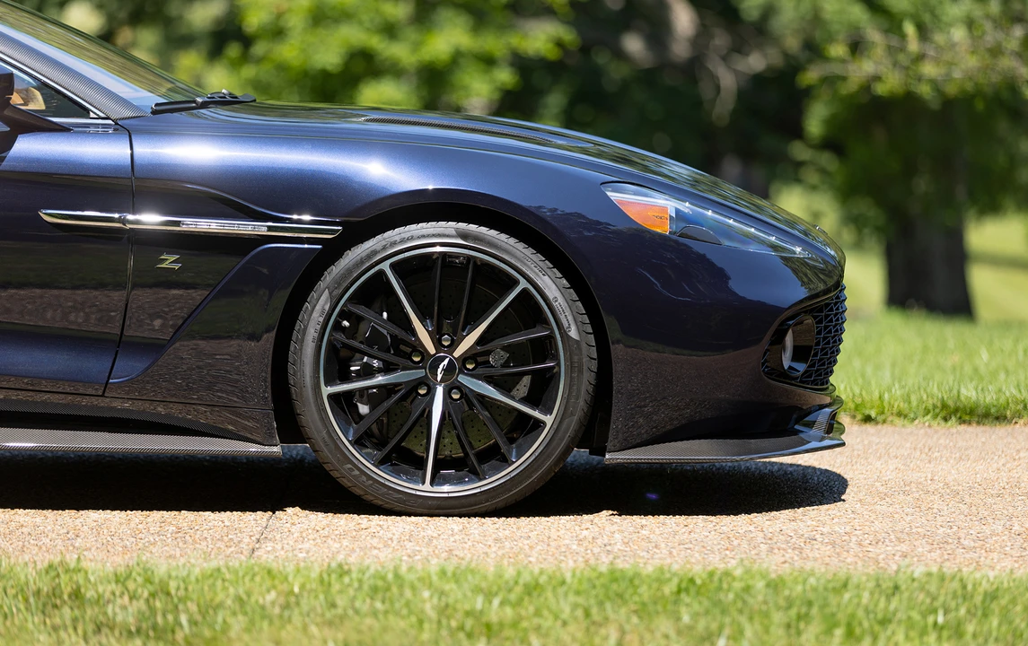 2018 Aston Martin Vanquish 2nd Gen - Image 25 of 31