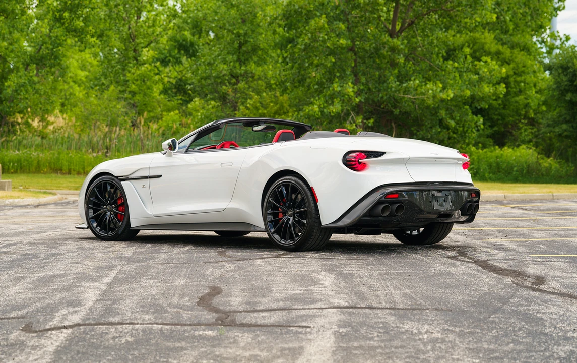 2018 Aston Martin Vanquish Zagato - Image 5 of 13