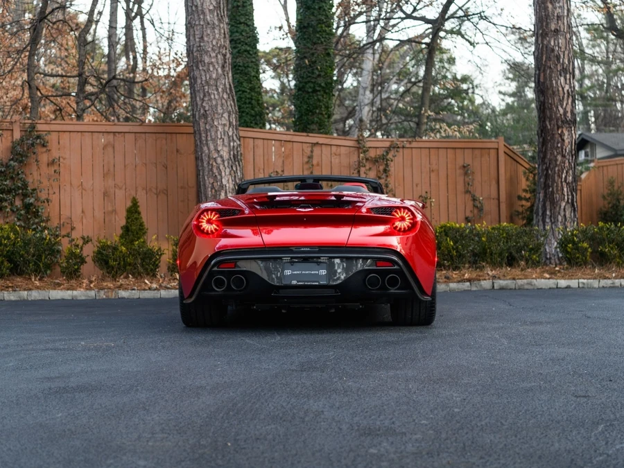 2018 Aston Martin Vanquish 2nd Gen - Image 8 of 31