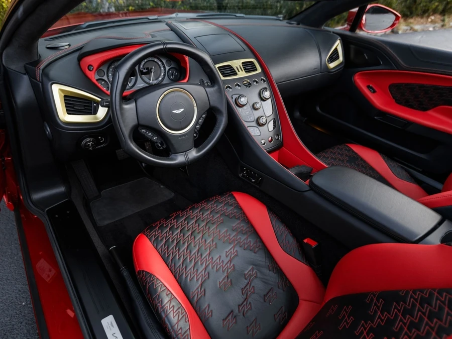 2018 Aston Martin Vanquish 2nd Gen - Image 14 of 31