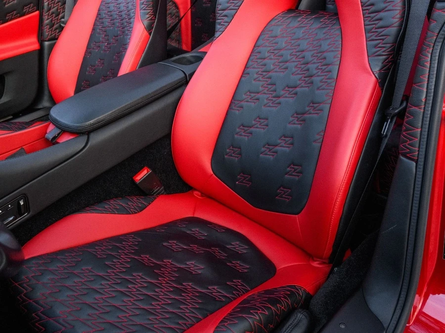 2018 Aston Martin Vanquish 2nd Gen - Image 25 of 31