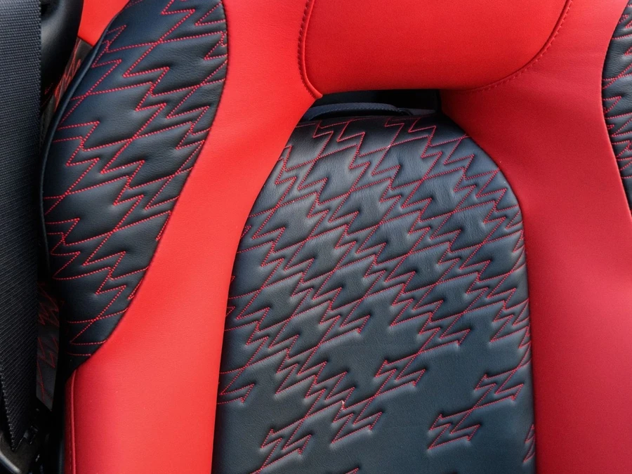 2018 Aston Martin Vanquish 2nd Gen - Image 26 of 31