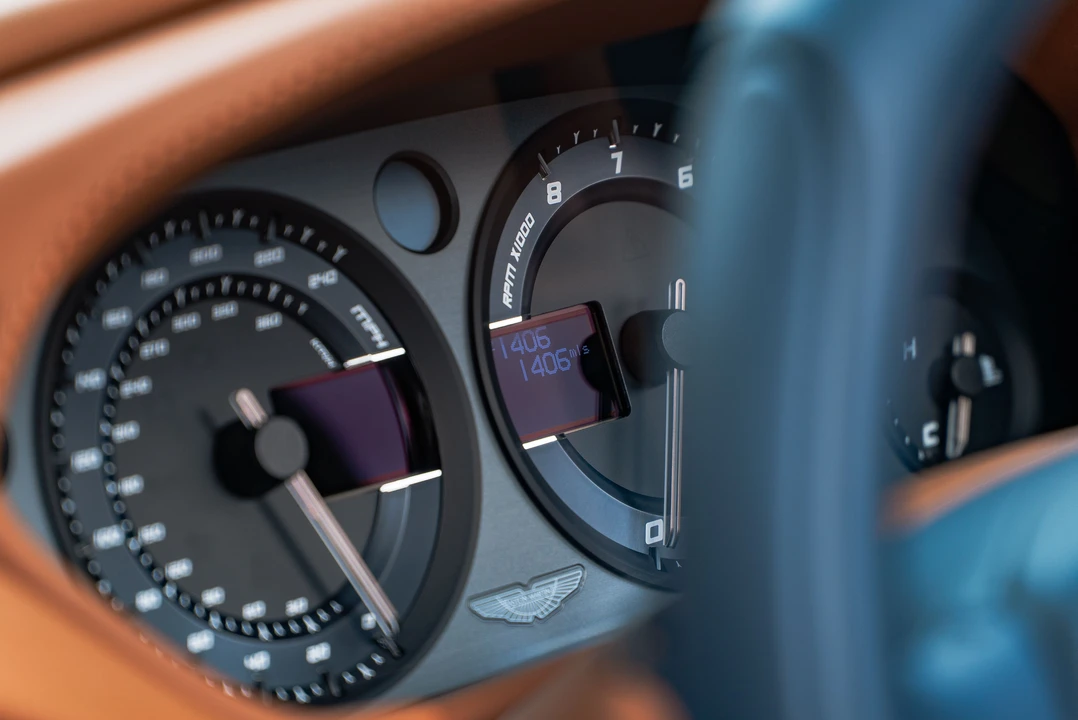 2018 Aston Martin Vanquish 2nd Gen - Image 30 of 31