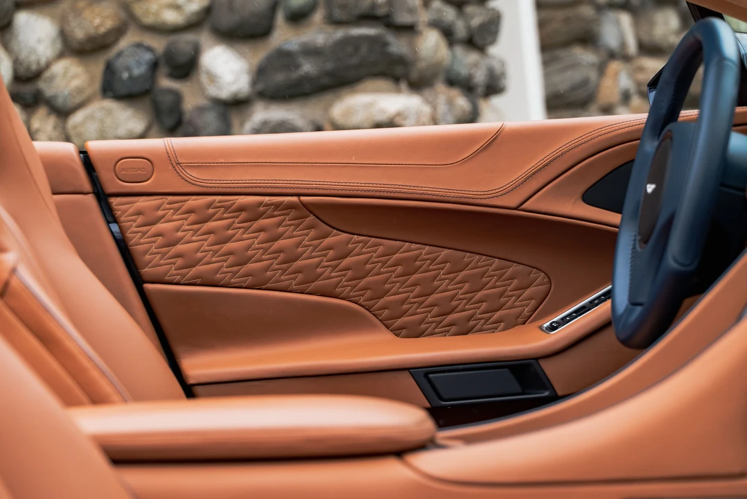 2018 Aston Martin Vanquish 2nd Gen - Image 16 of 31