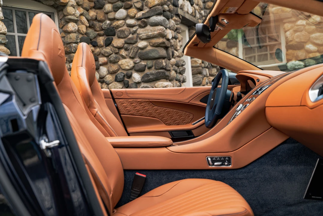 2018 Aston Martin Vanquish 2nd Gen - Image 17 of 31