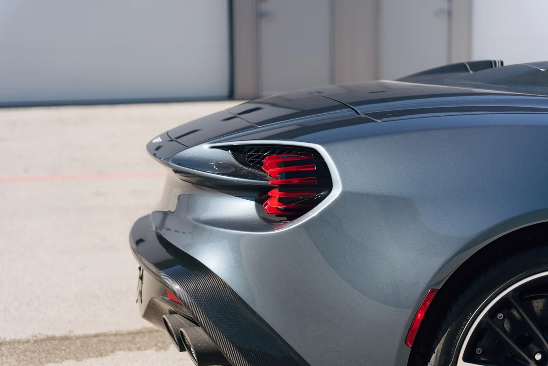 2018 Aston Martin Vanquish 2nd Gen - Image 12 of 31