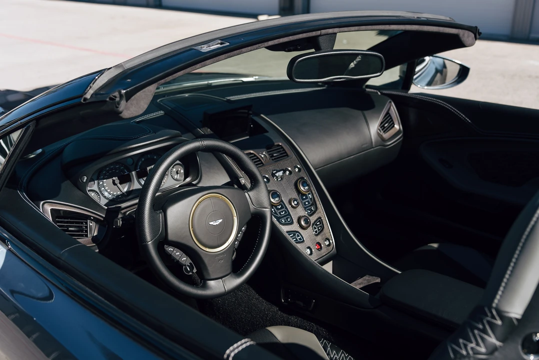 2018 Aston Martin Vanquish 2nd Gen - Image 25 of 31