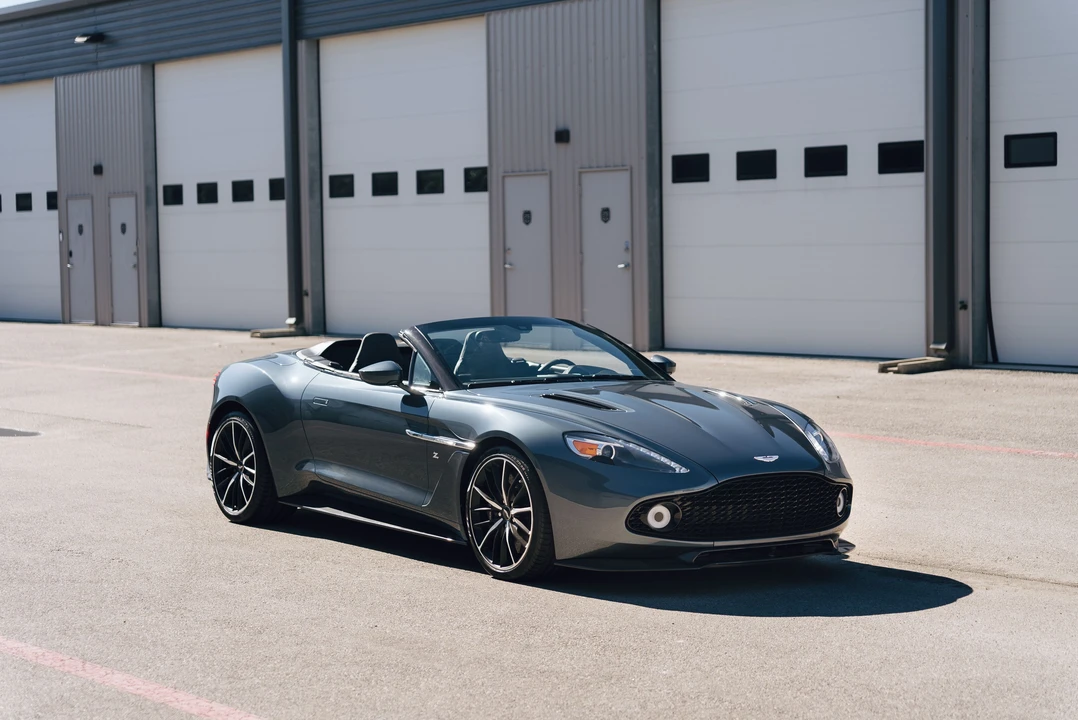 2018 Aston Martin Vanquish 2nd Gen - Image 17 of 31