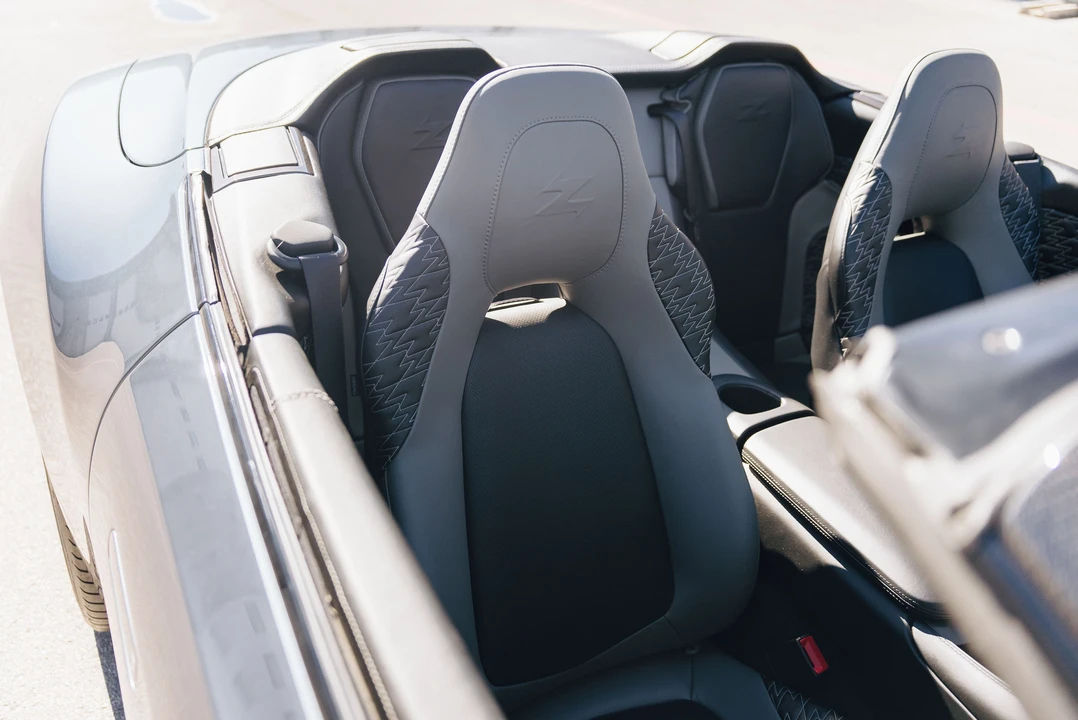 2018 Aston Martin Vanquish 2nd Gen - Image 11 of 31