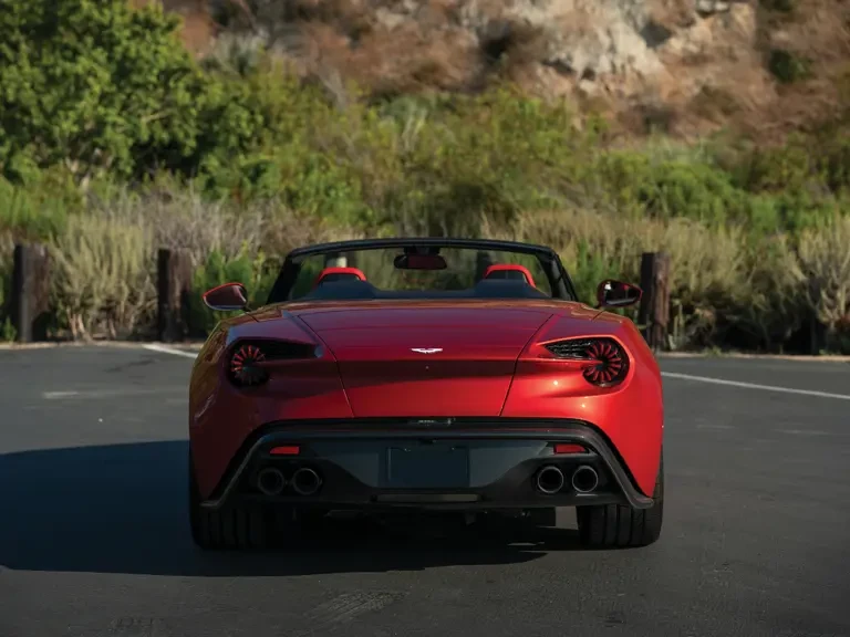 2018 Aston Martin Vanquish 2nd Gen - Image 11 of 31