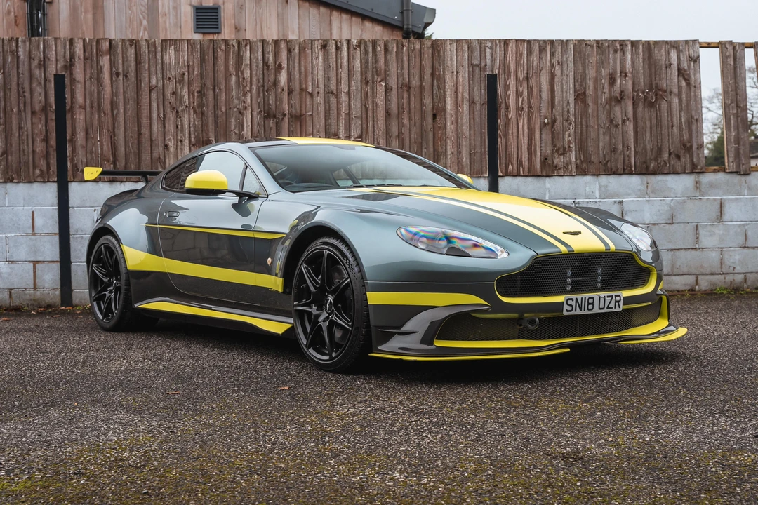 2018 Aston Martin V8 Vantage (2006-2017) - Image 3 of 31