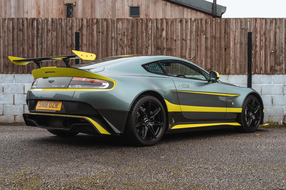 2018 Aston Martin V8 Vantage (2006-2017) - Image 5 of 31
