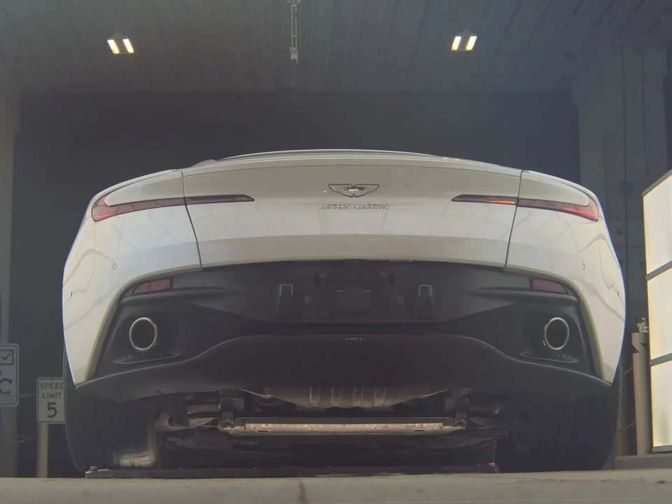 2018 Aston Martin DB11 - Image 12 of 13