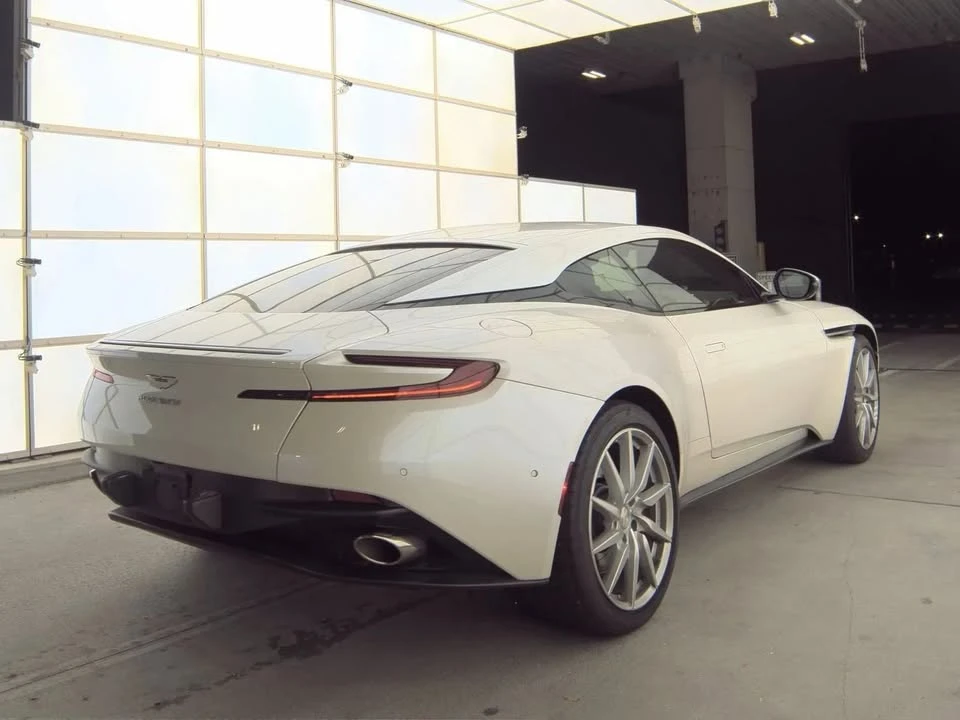 2018 Aston Martin DB11 - Image 10 of 13