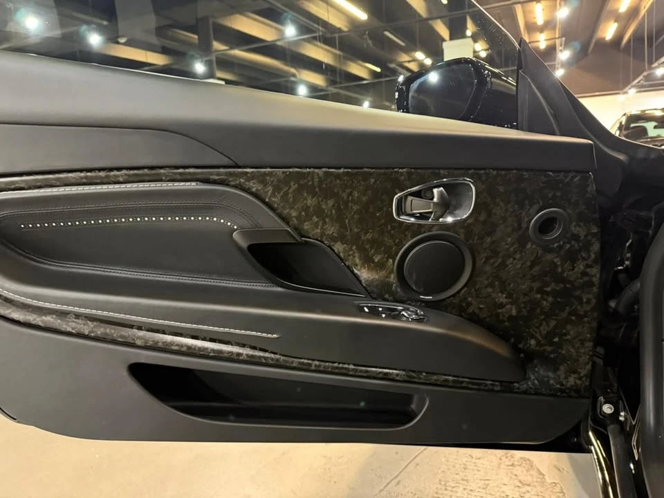 2018 Aston Martin DB11 - Image 9 of 13