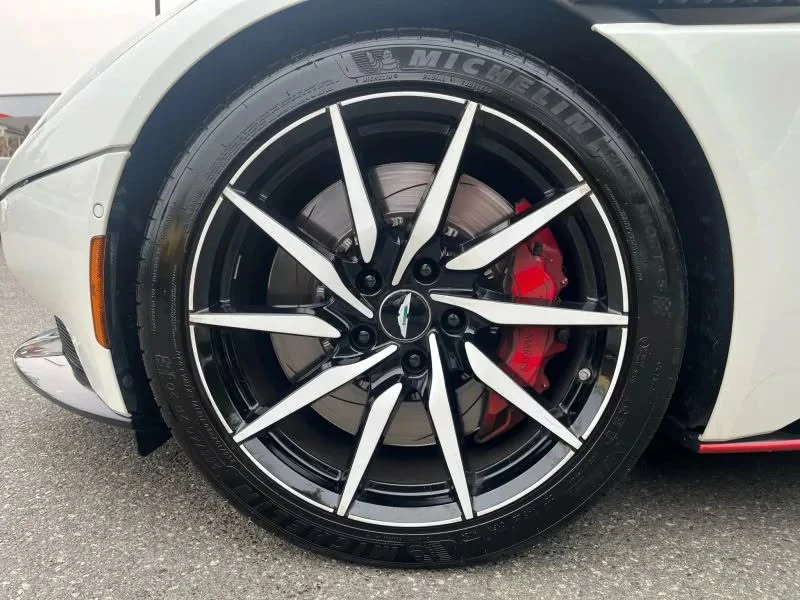 2018 Aston Martin DB11 V12 - Image 17 of 18