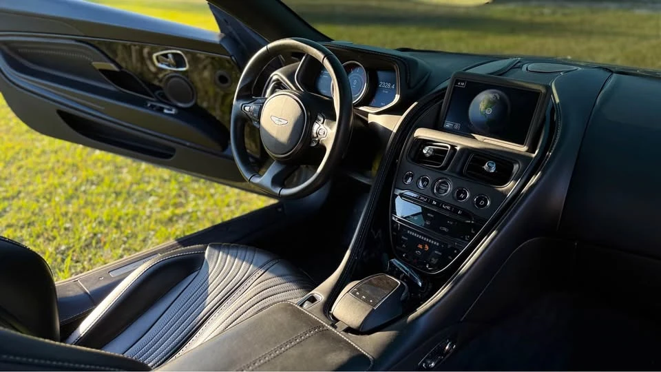 2018 Aston Martin DB11 V12 - Image 15 of 20
