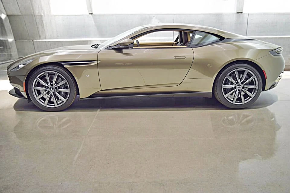 2018 Aston Martin DB11 V12 - Image 2 of 20