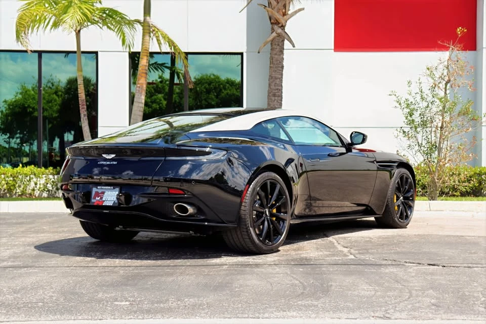 2018 Aston Martin DB11 V8 - Image 11 of 15