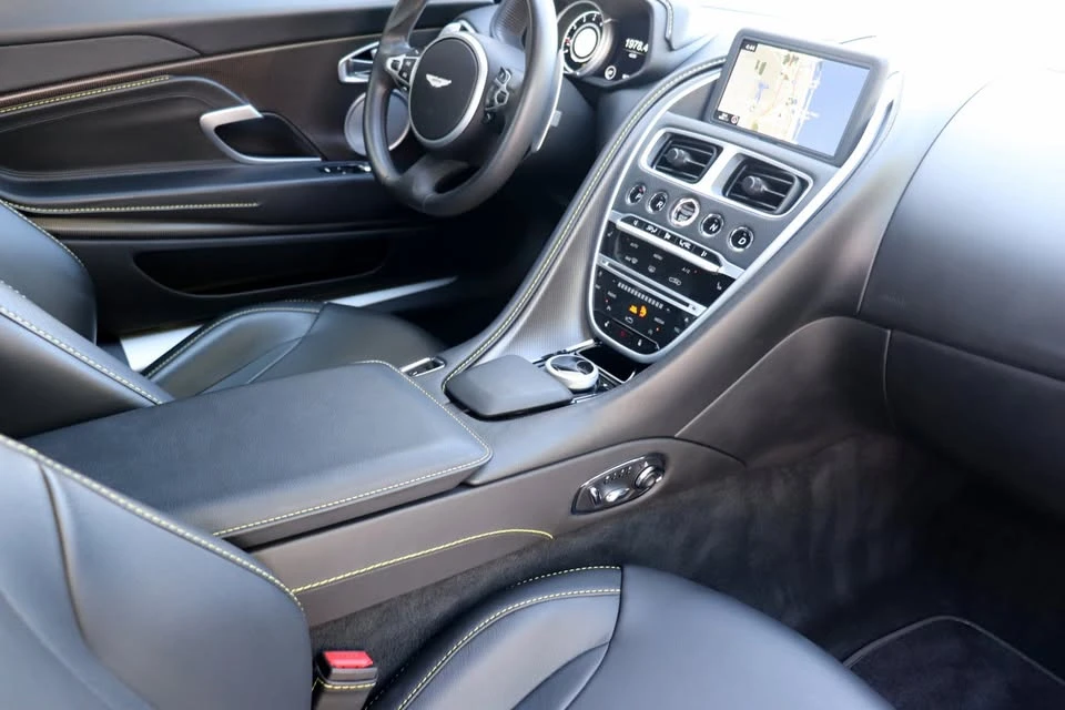 2018 Aston Martin DB11 V8 - Image 12 of 15