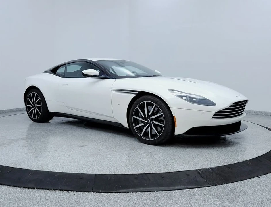 2018 Aston Martin DB11 V8 - Image 9 of 20