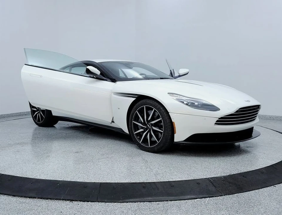 2018 Aston Martin DB11 V8 - Image 15 of 20