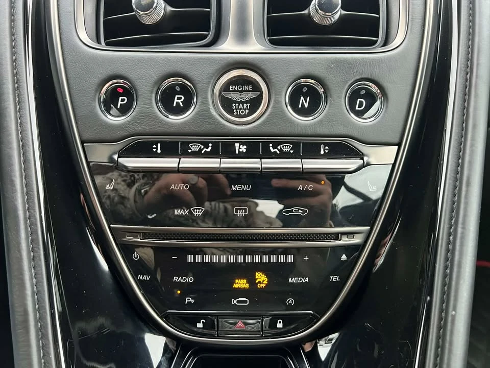 2018 Aston Martin DB11 V12 - Image 13 of 17