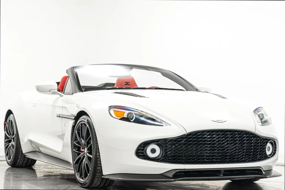 2018 Aston Martin Vanquish Zagato - Image 2 of 20