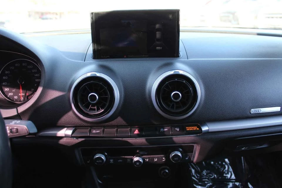 2018 Audi 8V A3 - Image 8 of 16