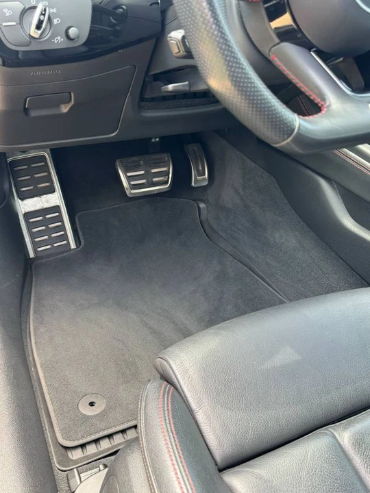 2018 Audi B9 A4 - Image 16 of 23