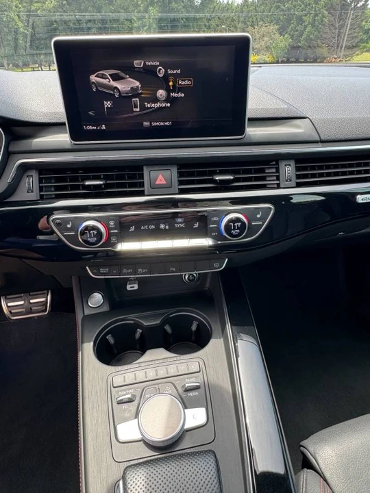 2018 Audi B9 A4 - Image 19 of 23