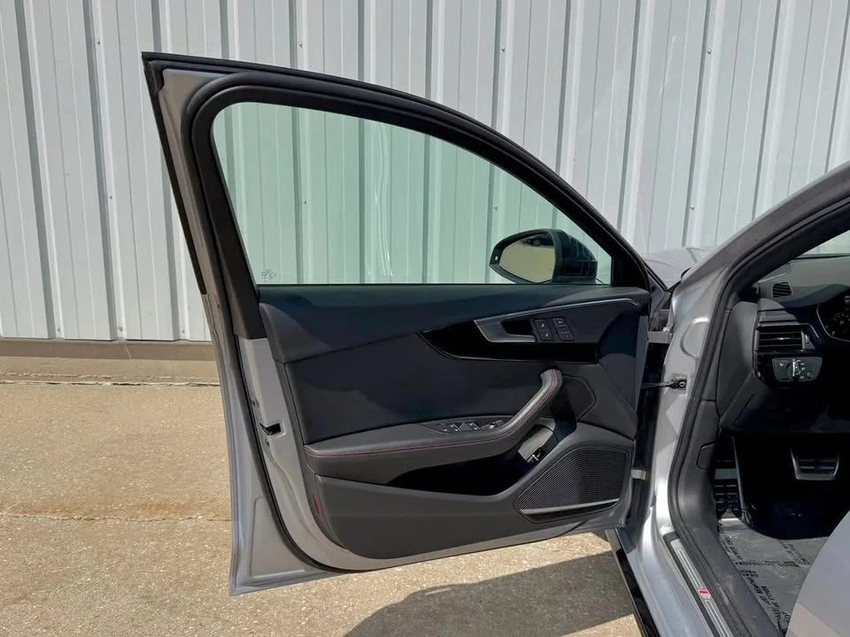 2018 Audi B9 A4 - Image 14 of 20