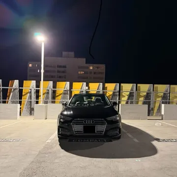 2018 Audi A4 2.0T Premium Sedan