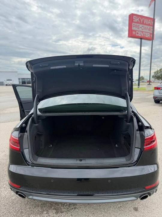 2018 Audi B9 A4 - Image 13 of 17