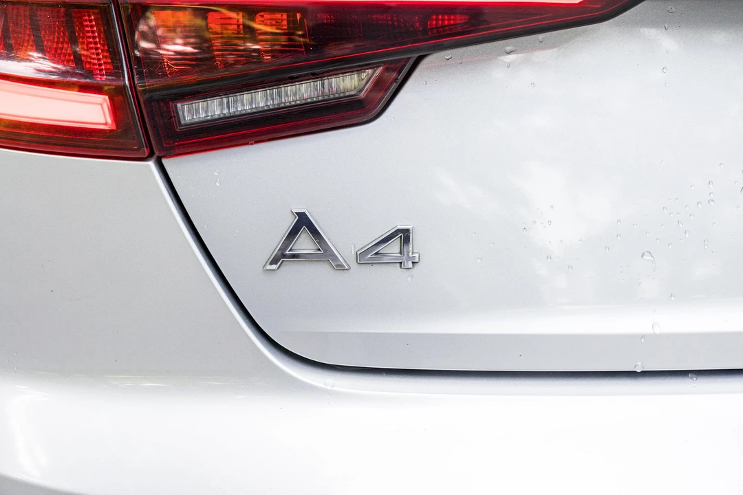 2018 Audi B9 A4 - Image 16 of 31
