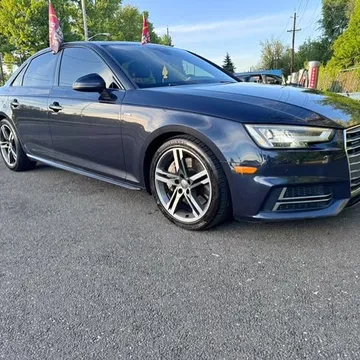 2018 Audi A4 2.0T Quattro Premium