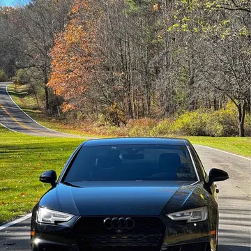 2018 Audi A4 2.0T Quattro Premium