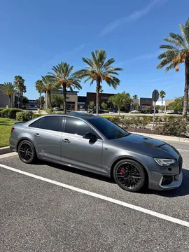 2018 Audi A4 2.0T Quattro Premium