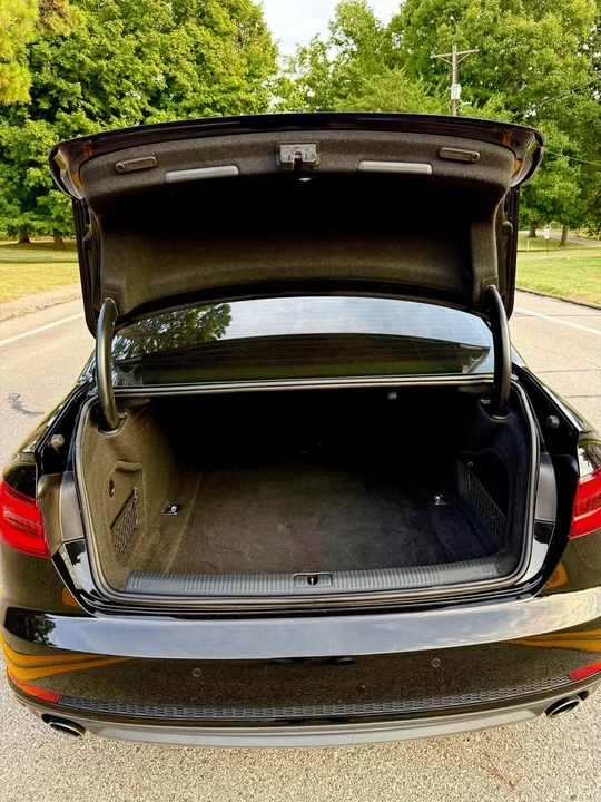 2018 Audi B9 A4 - Image 8 of 15