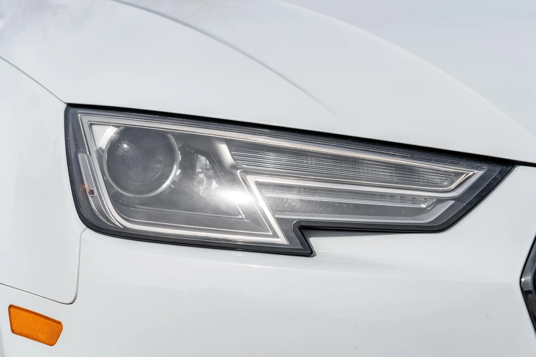 2018 Audi B9 A4 - Image 9 of 31
